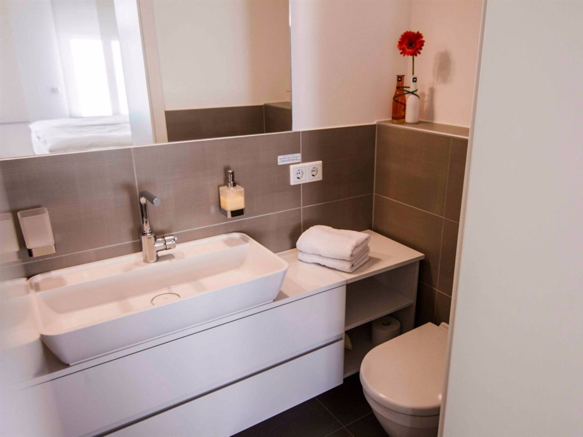 Фото Helvetia Suites