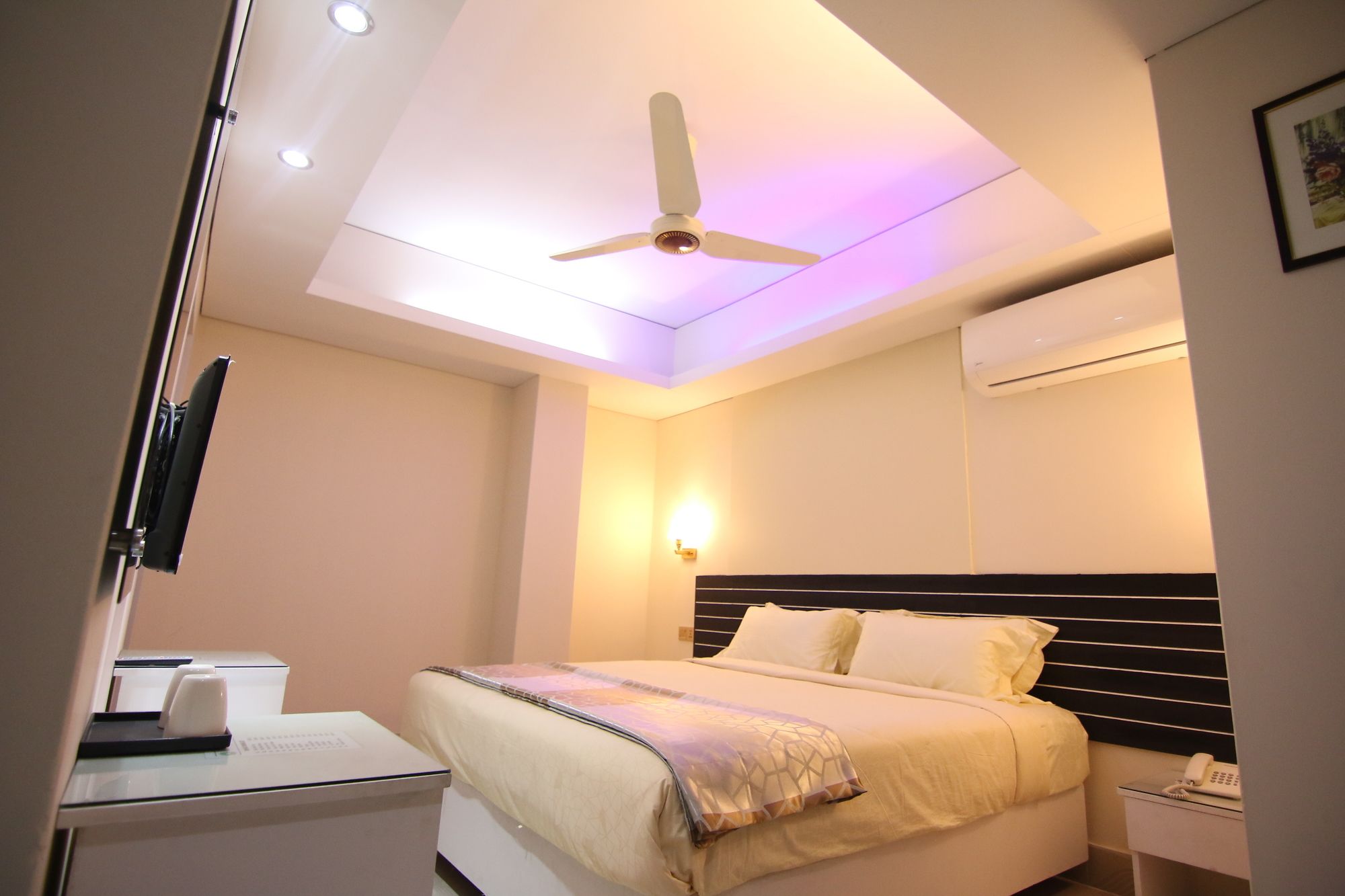 Фото Hotel Shuktara