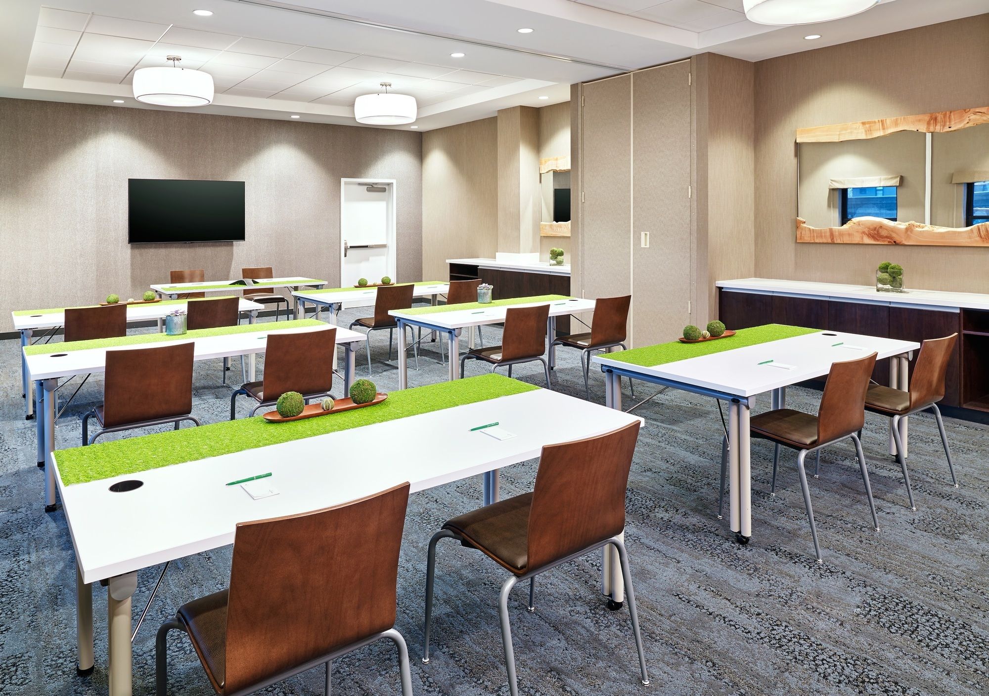 Фото Element Bozeman