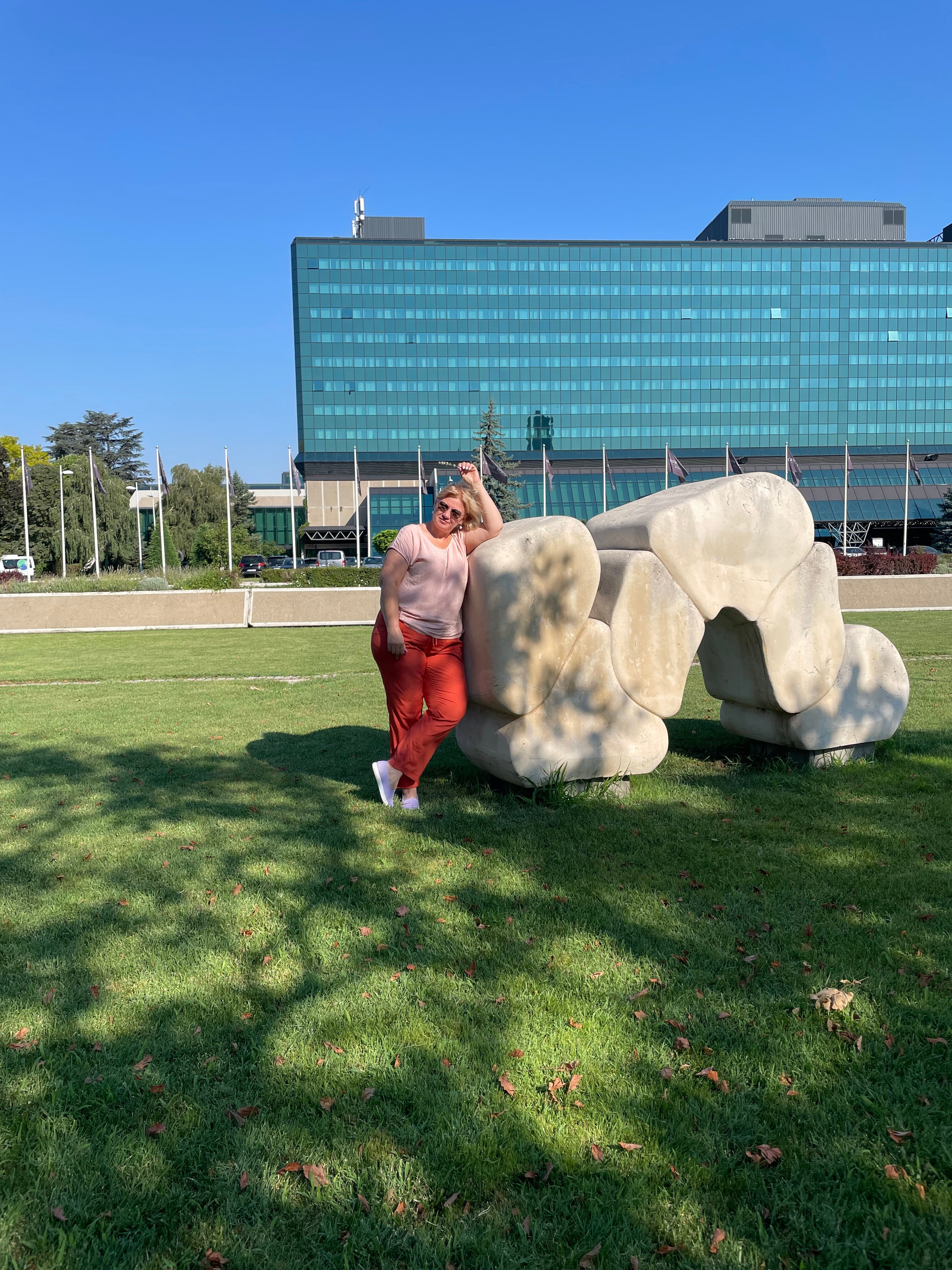 Фото Краун Плаза Белград