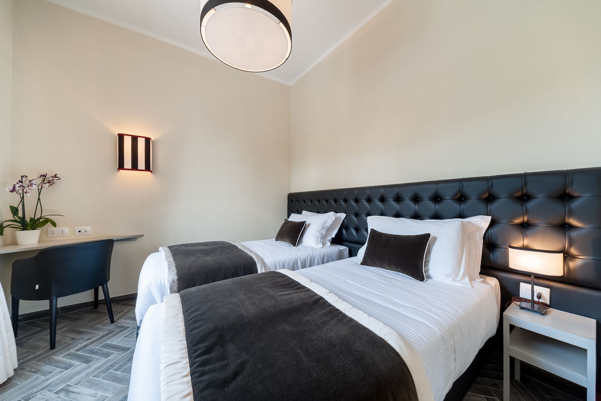 Фото Foro Romano Luxury Suites