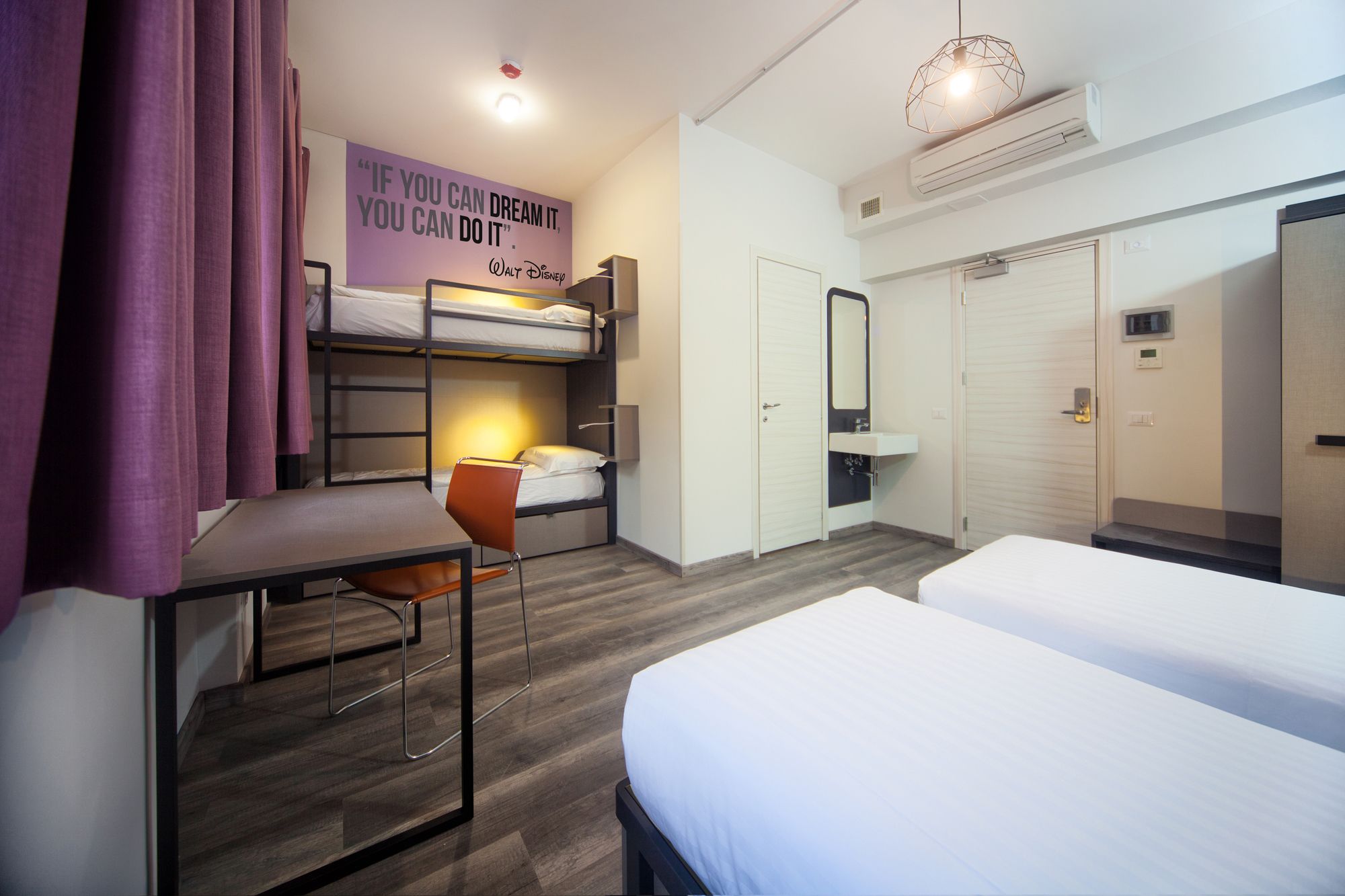 Фото The RomeHello