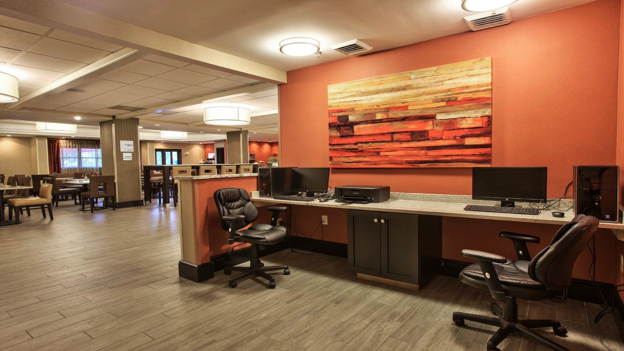 Фото Holiday Inn Express Tallahassee - I-10 E, an Ihg Hotel