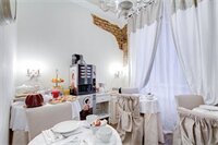 Фото Lunaria Suites Rome
