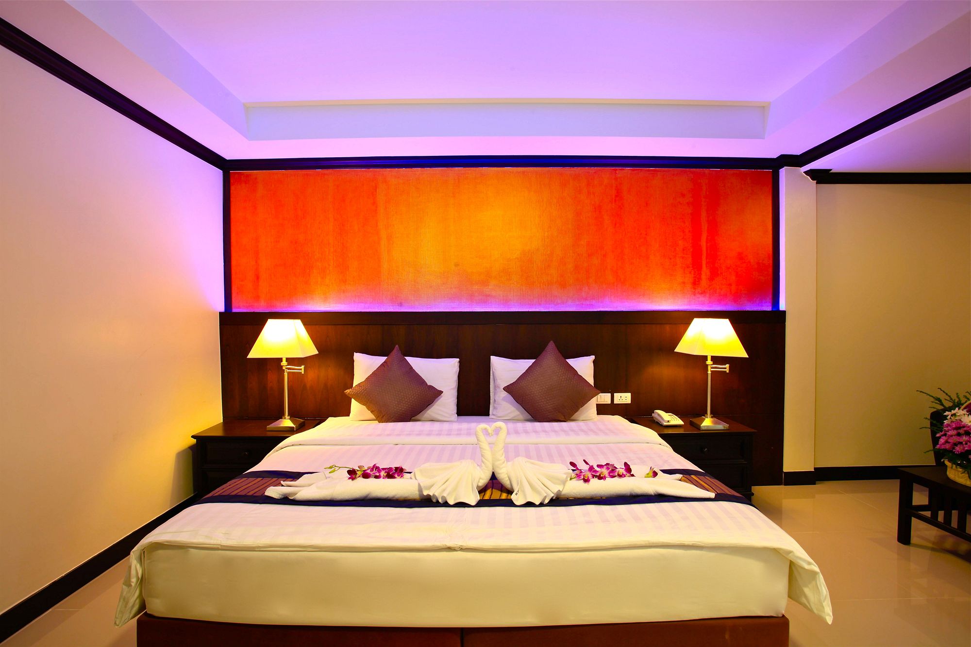 Фото Orchid Garden Hotel