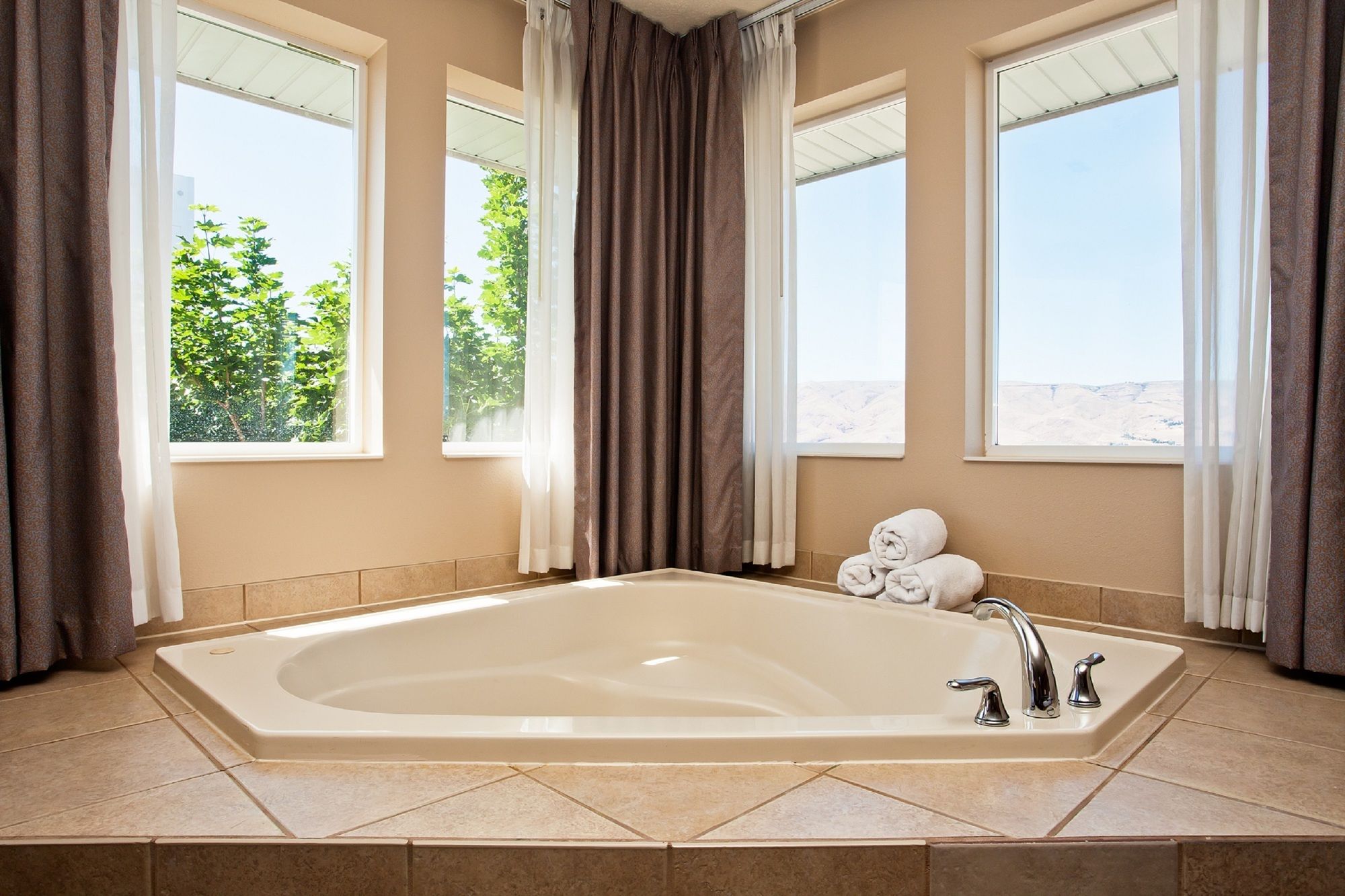 Фото Holiday Inn Express Lewiston, an Ihg Hotel