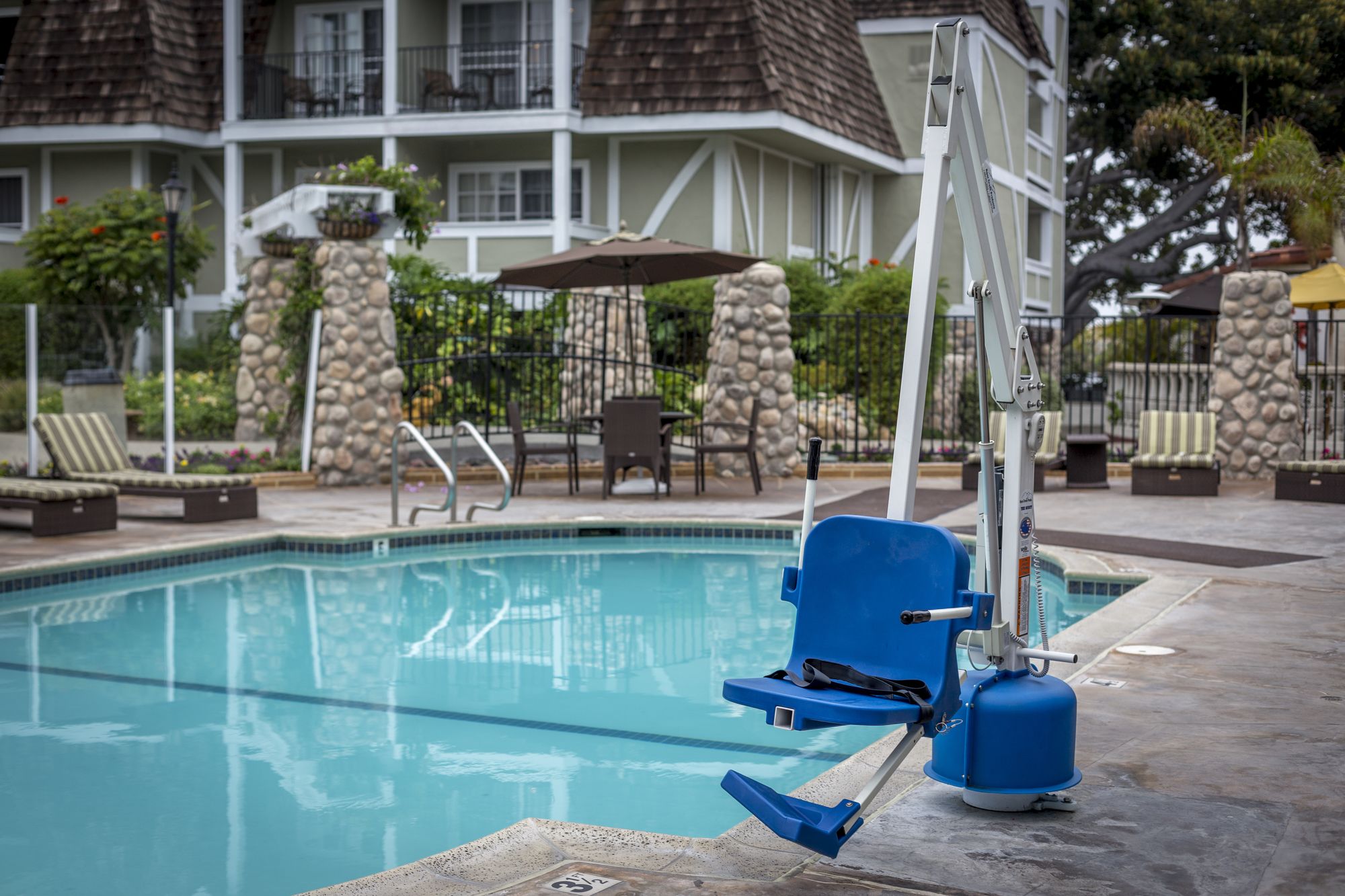 Фото Carlsbad Inn Beach Resort