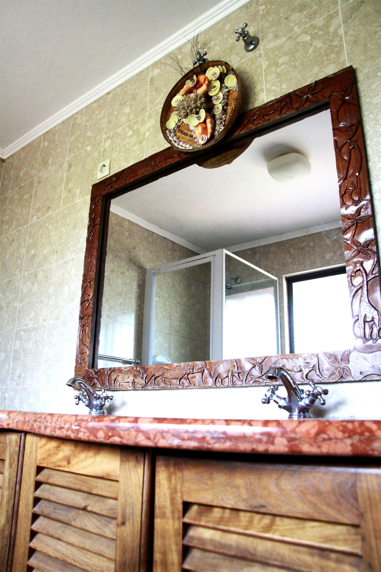 Фото Catembe Gallery Hotel