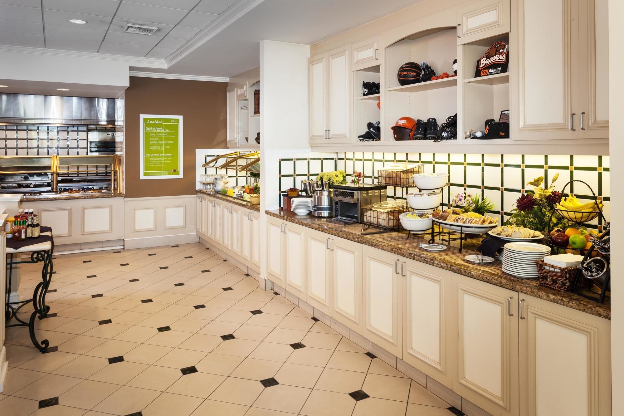 Фото Hilton Garden Inn Corvallis