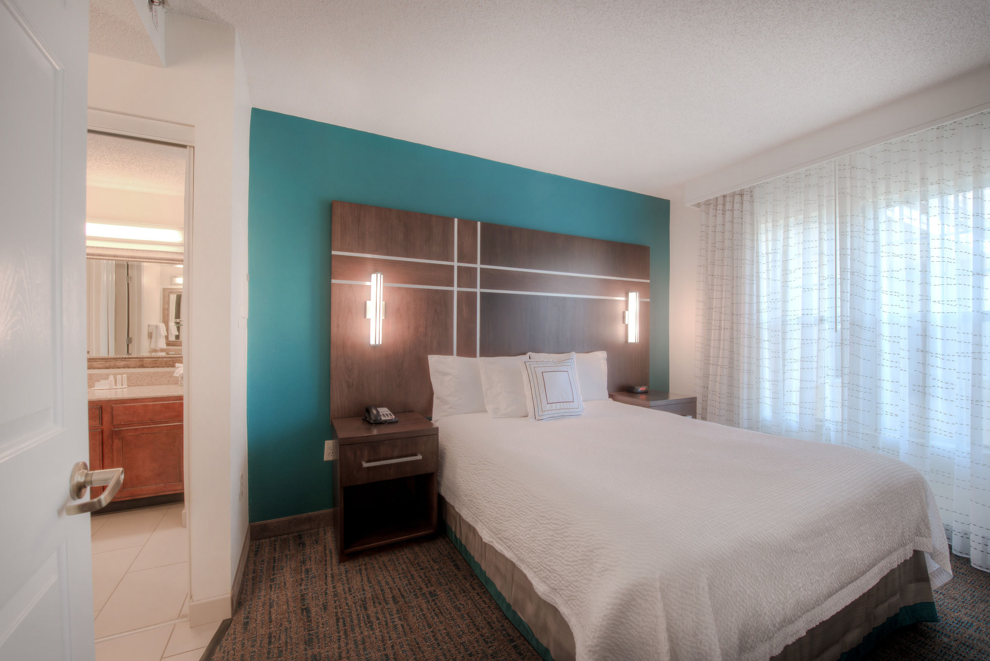 Фото Residence Inn by Marriott Raleigh Crabtree