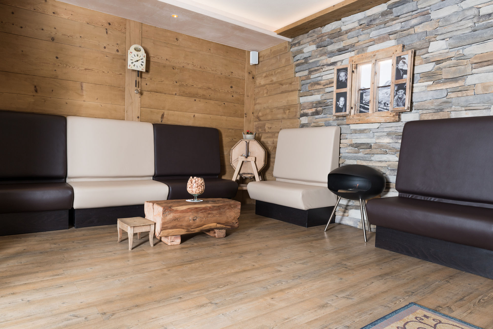 Фото Hotel Francesin