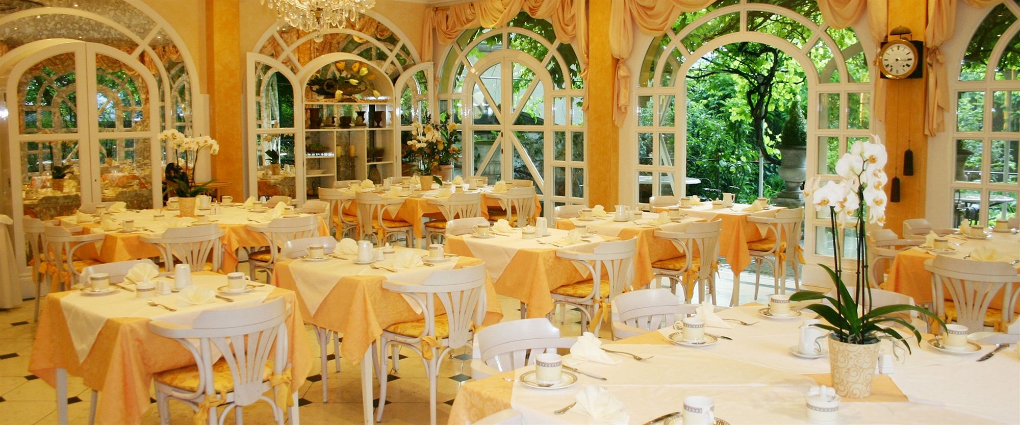 Фото Hotel Aurbacher Hof GmbH