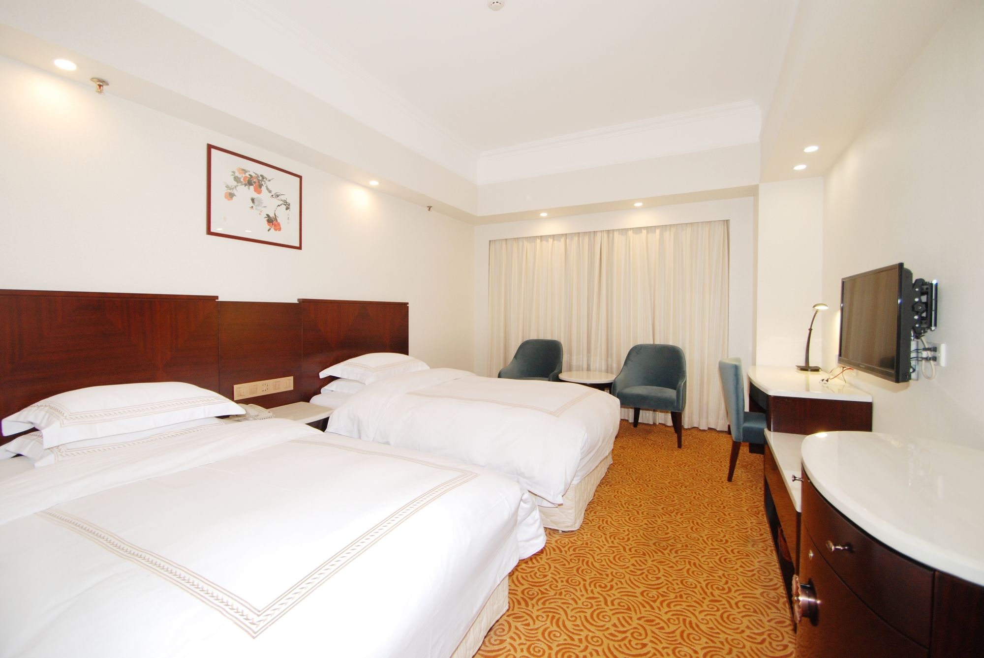 Фото Overseas Chinese Friendship Hotel