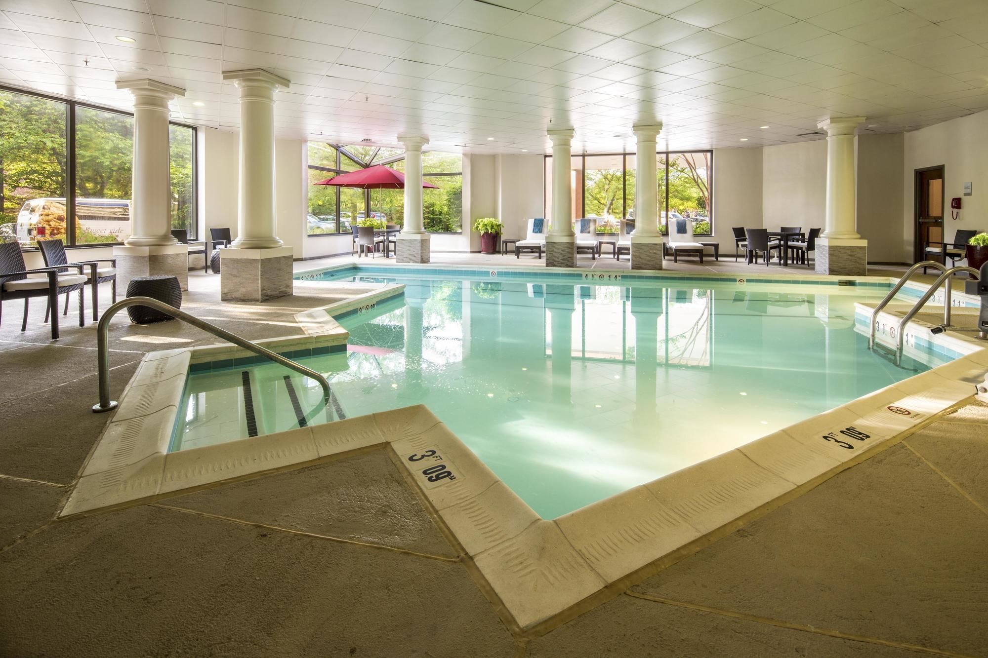 Фото DoubleTree by Hilton Hotel Largo-Washington Dc