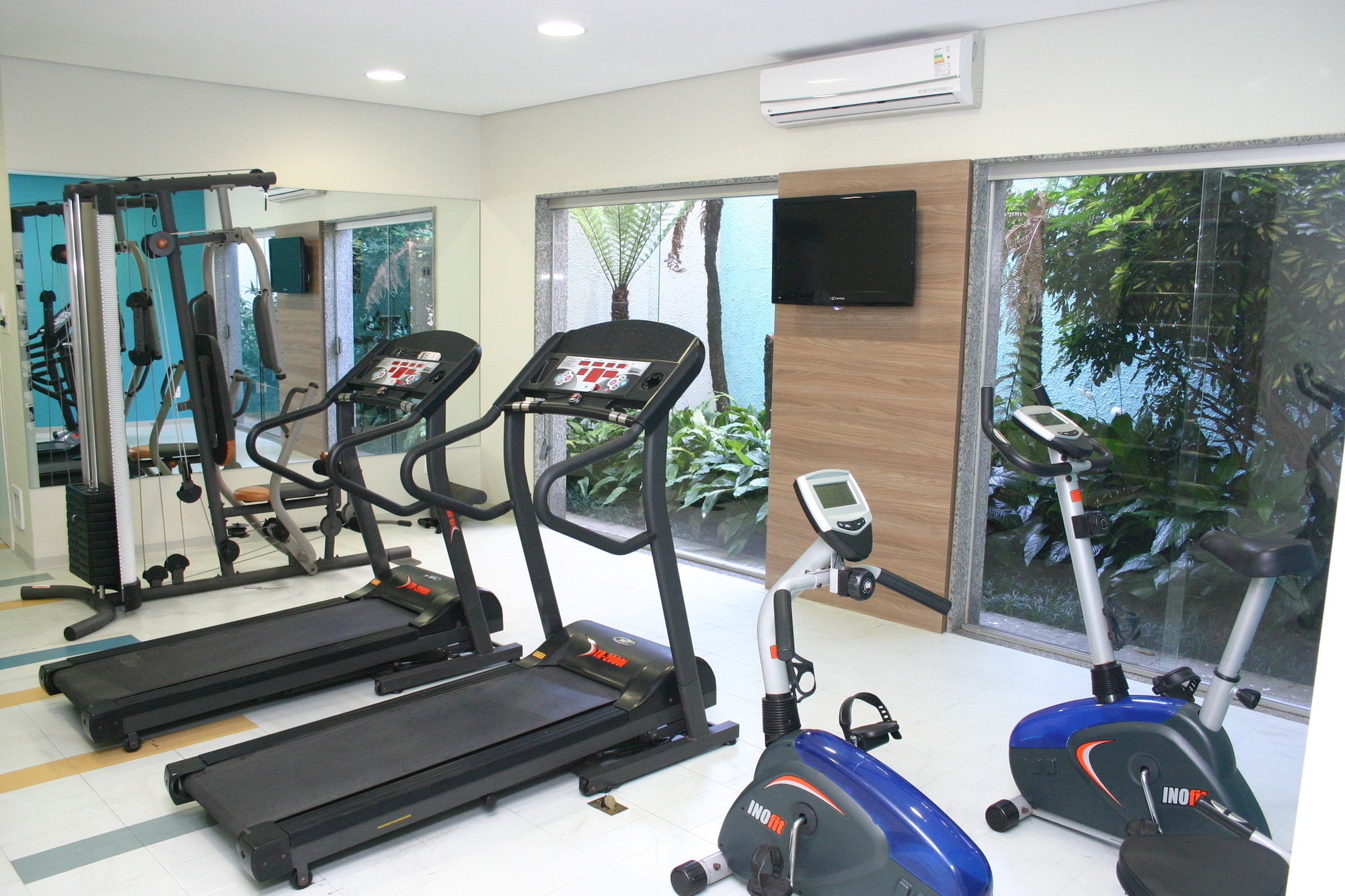 Фото Hotel Marbor