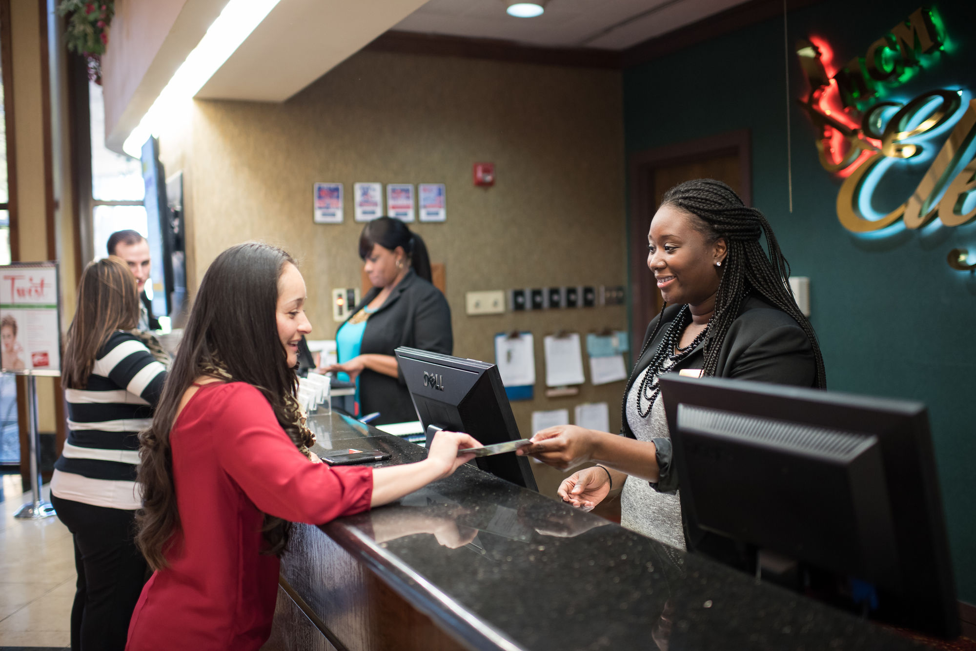 Фото Mcm Elegante Hotel and Conference Center Odessa