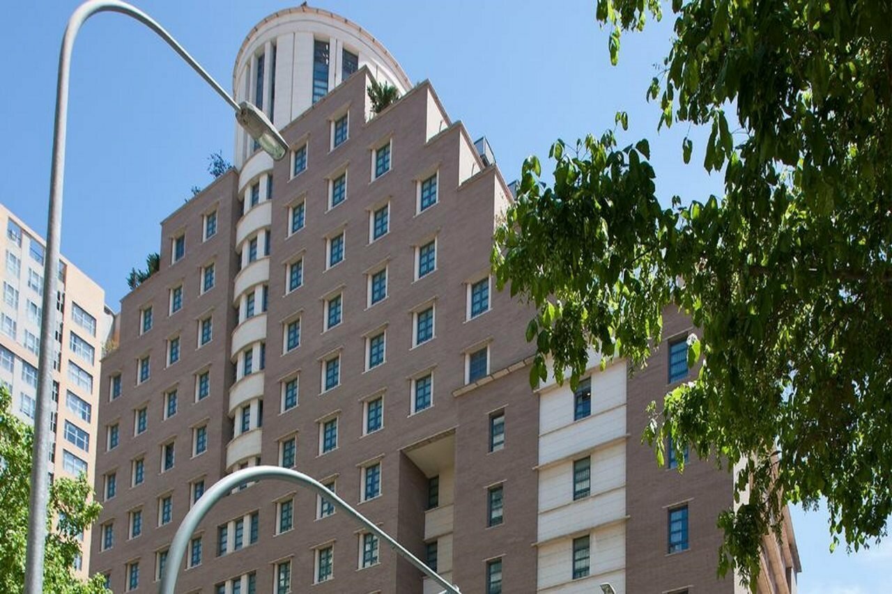 Фото Nh Valencia Las Artes