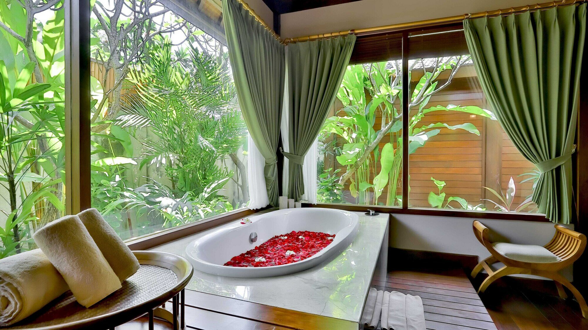 Фото Disini Luxury Spa Villas