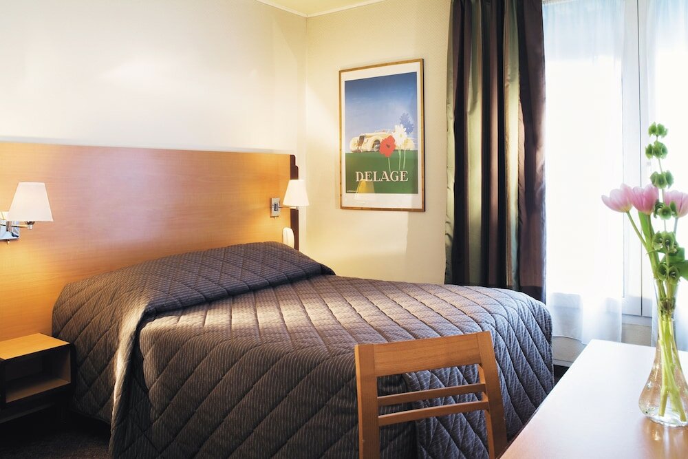 Фото Hotel du Lion