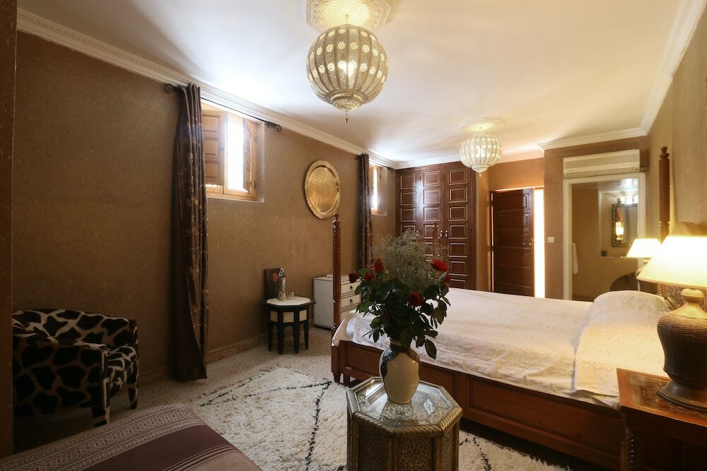 Фото Riad Karmela