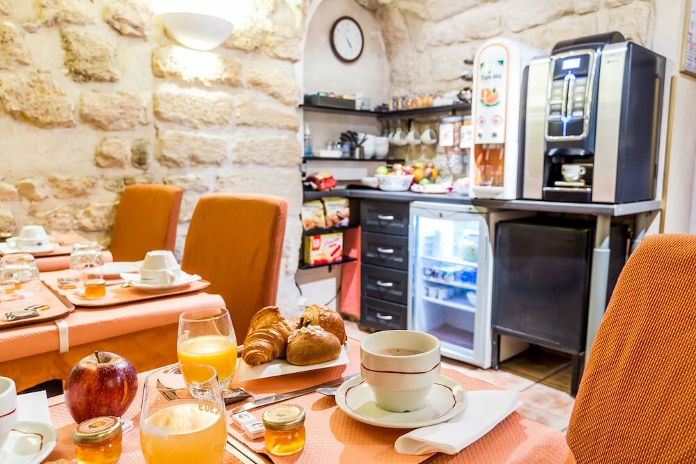 Фото Austin's Saint Lazare Hotel