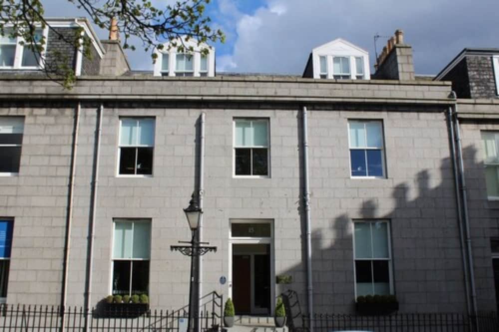 Фото The Craibstone Suites