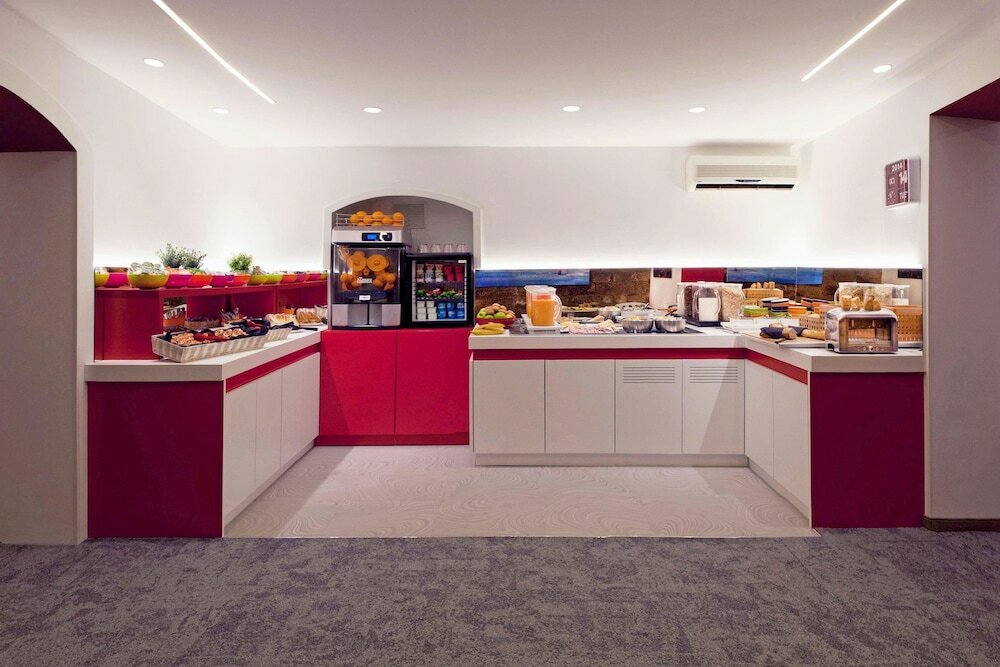 Фото Ibis Styles Strasbourg Centre Gare