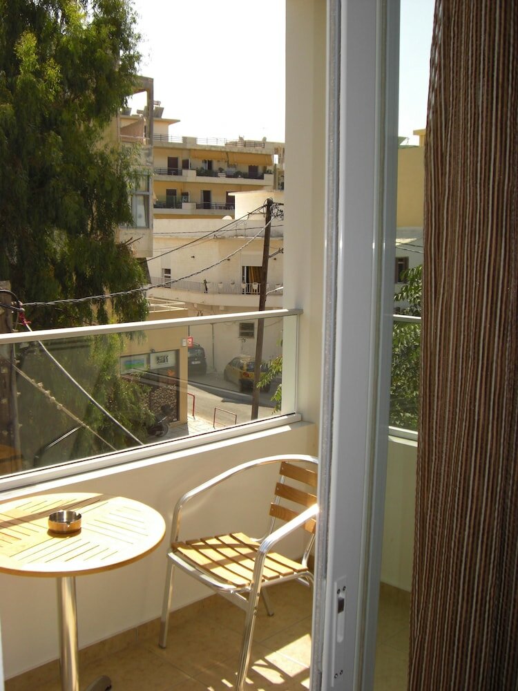 Фото Cosmos Hotel