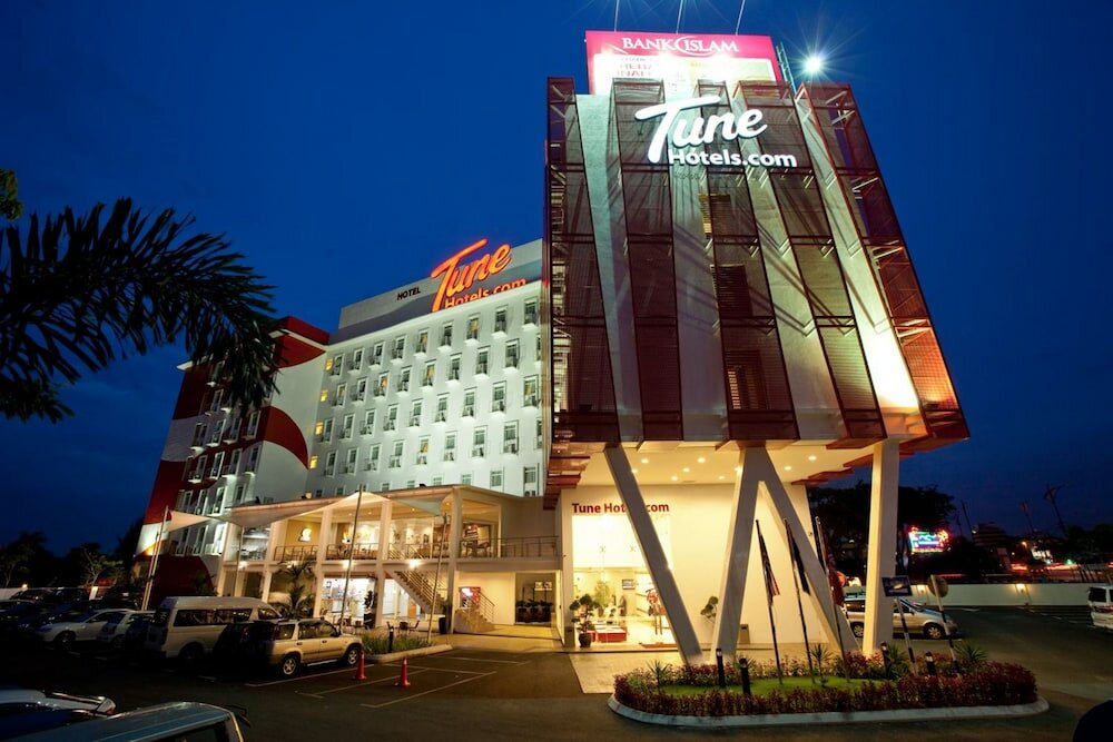 Фото Tune Hotel - Danga Bay, Johor
