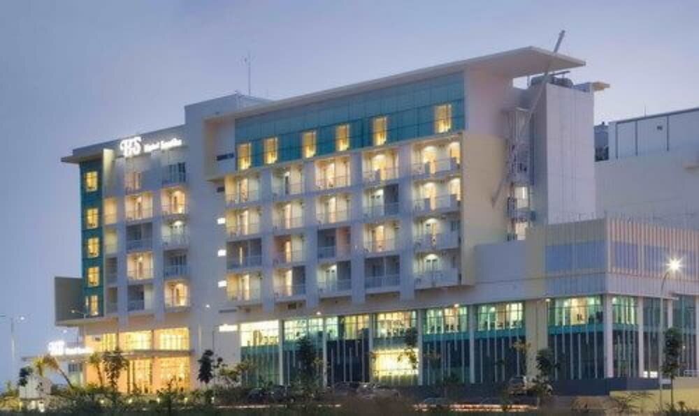 Hotel Hotel Santika Bsd City Serpong, Earth, photo