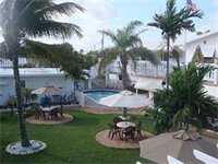 Фото Breakaway Inn