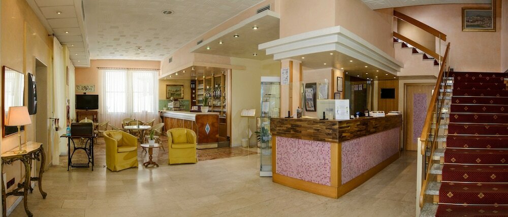 Фото Hotel Kennedy