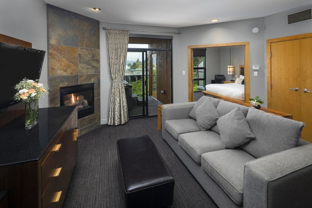 Фото Brentwood Bay Resort & SPA