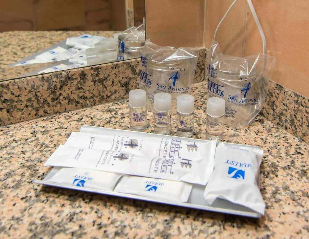 Фото Hotel San Antonio