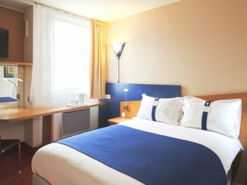 Фото Holiday Inn Express Lille Centre, an Ihg Hotel