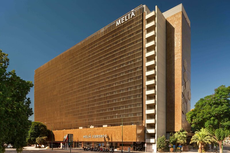 Гостиница Melia Lebreros в Севилье