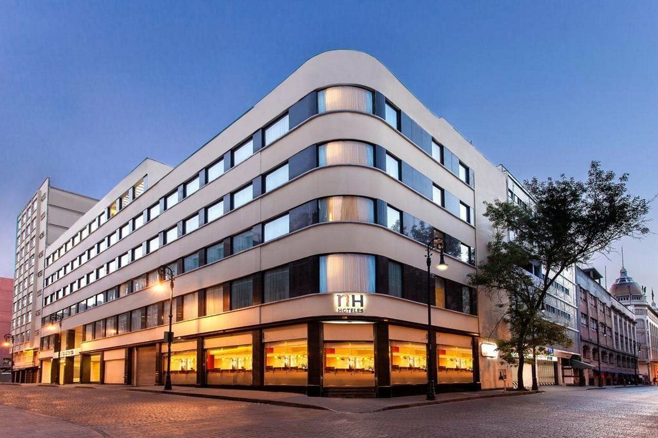 Фото отеля 1