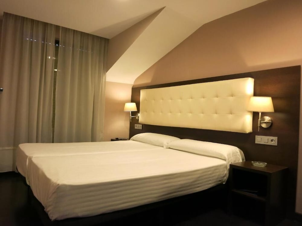 Фото Apartamentos Boutique Catedral