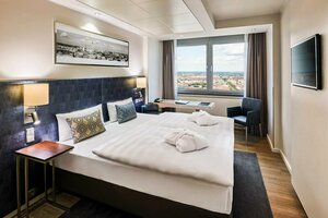 Гостиница Park Inn by Radisson Berlin Alexanderplatz