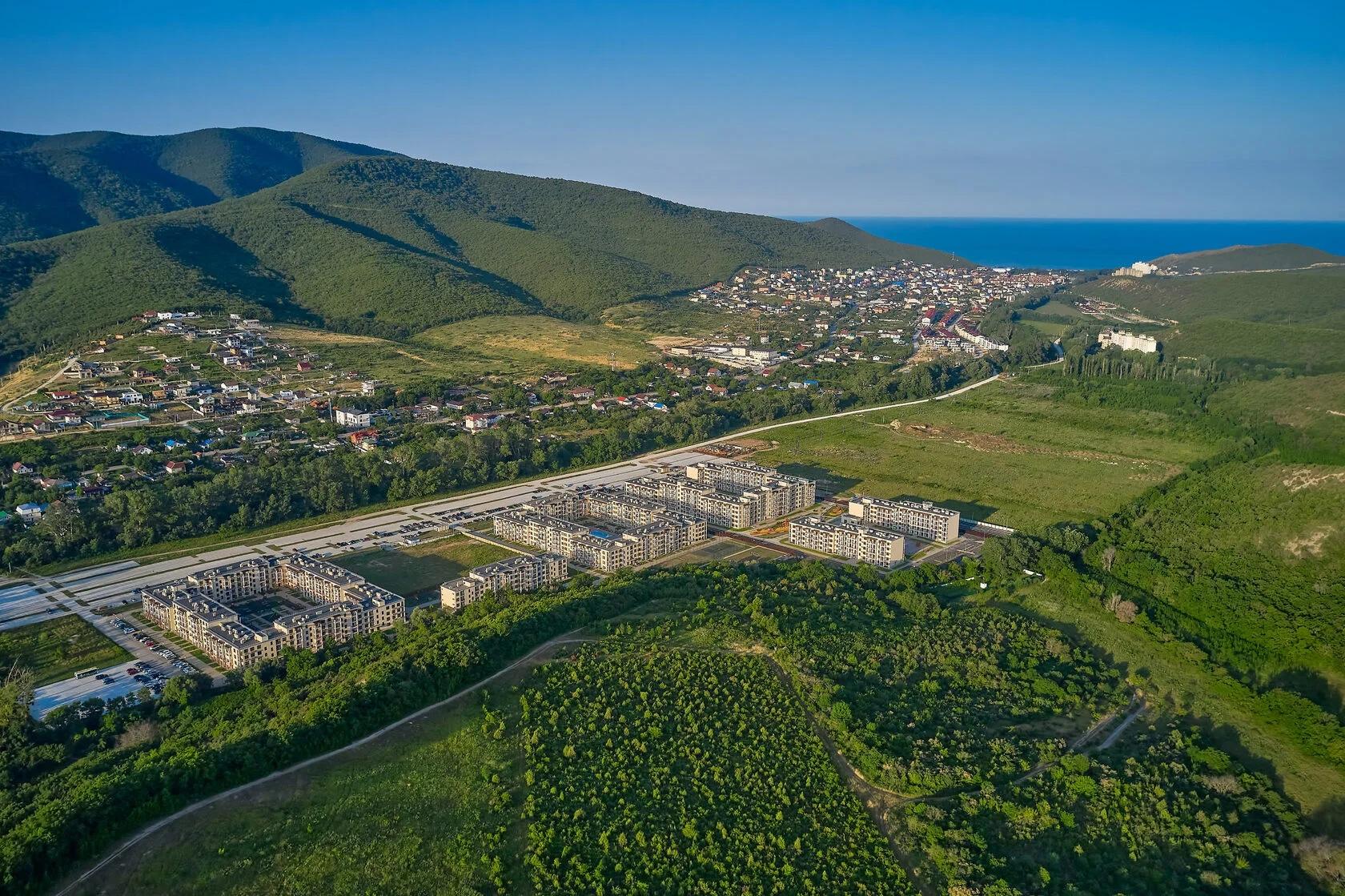 Фото Holiday House