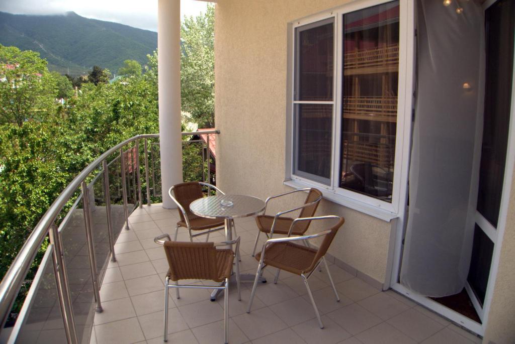 Фото Фрегат