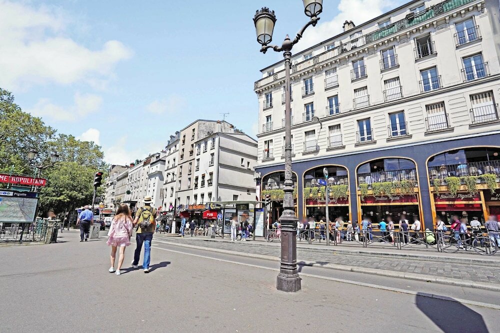 Фото Léon hôtel