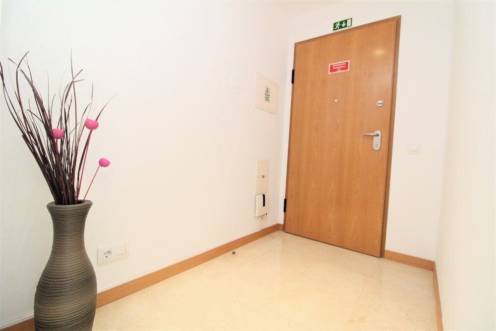 Фото Living Apartment With Private Pool, Jacuzzi and Gym