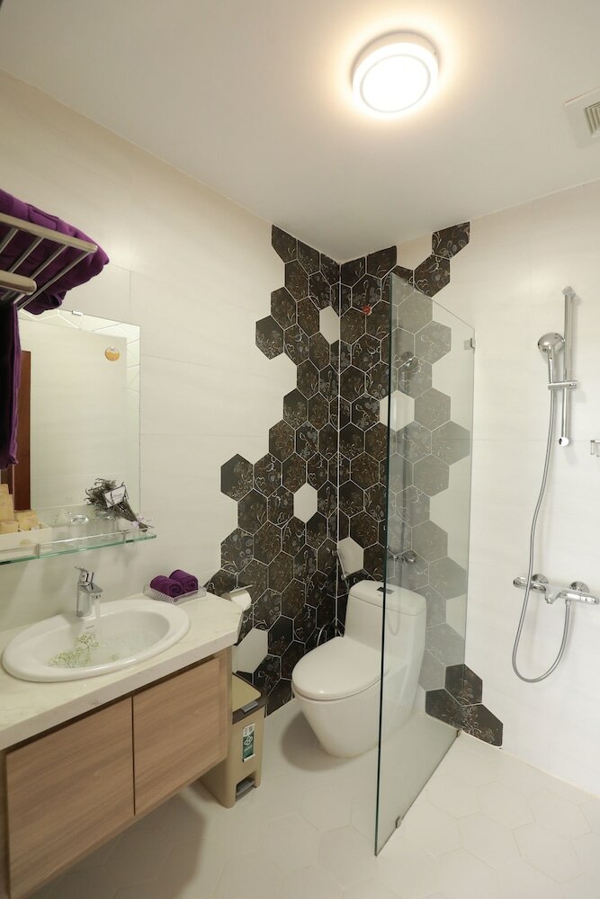 Фото Sweet Lavender Hotel