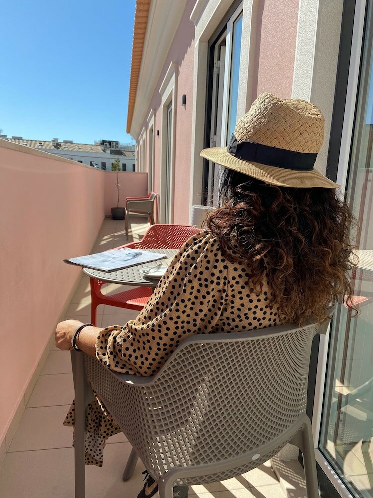 Фото Cardeal Suites & Apartments