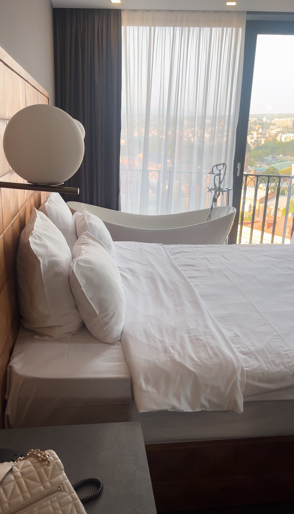 Фото Amante Narikala