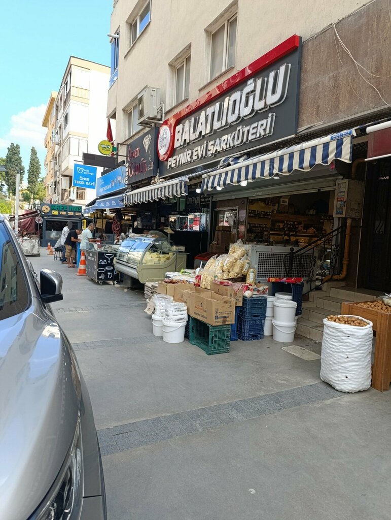 Butcher shop Baltalioglu Peynirci Zafer, Izmir, photo