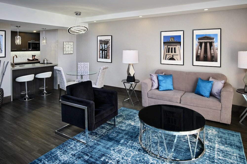 Фото Sheraton Hamilton Hotel