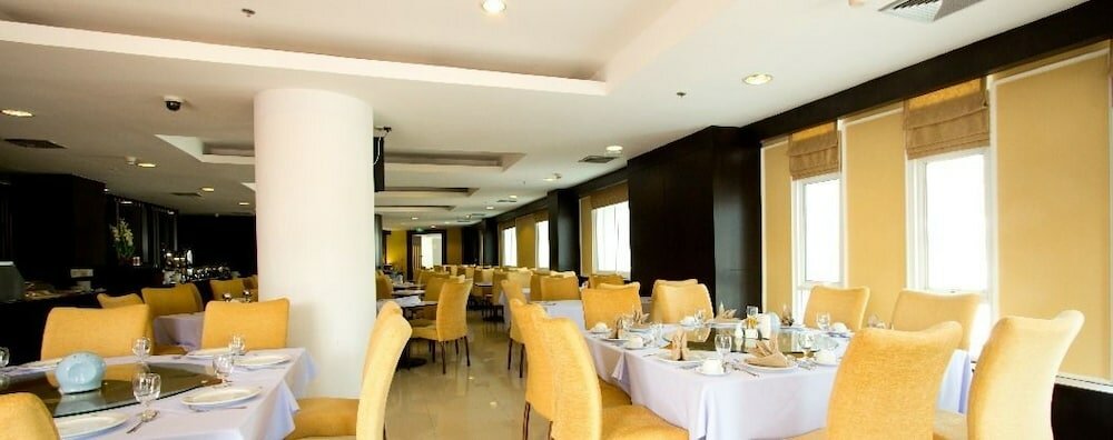 Фото Wangchan Riverview Hotel