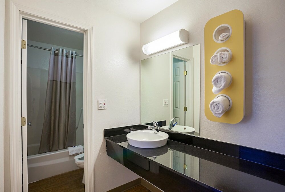 Фото Motel 6 Bangor, Me